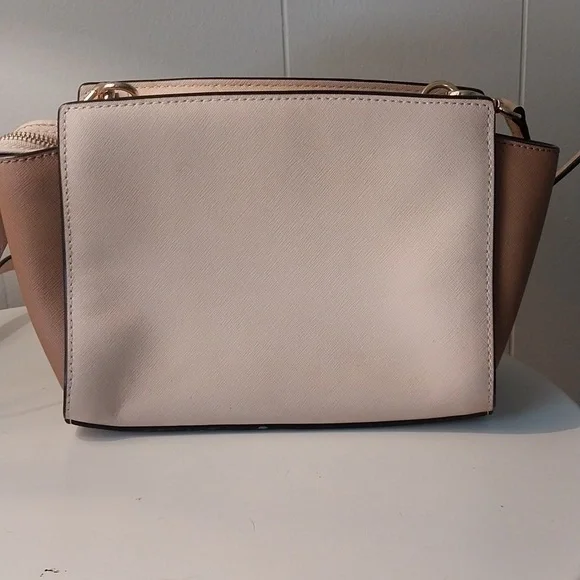 Michael Kors Selma Crossbody - Picture 7 of 14